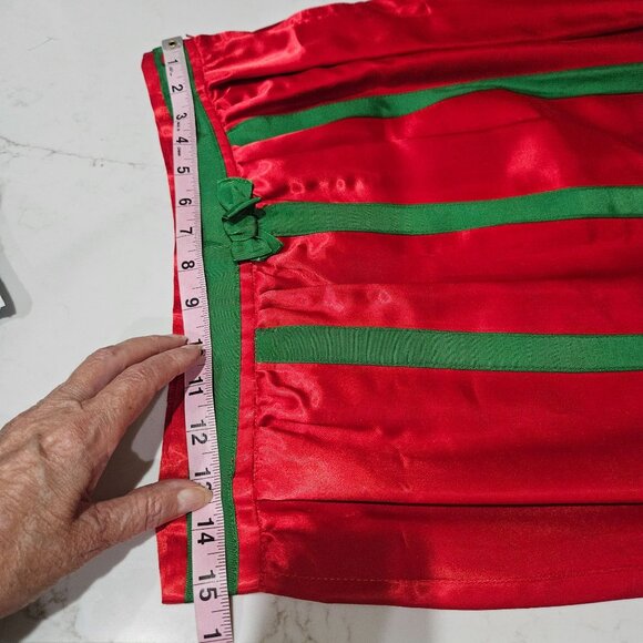 Vintage Red Satin Maxi Skirt Medium Christmas Green Ribbons & Floral Appliqués - Picture 9 of 9